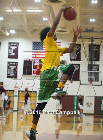 Thumbnail 2 in Mountain Ridge vs St. Mary's (AIA D1 Round 2 Playoff) photogallery.