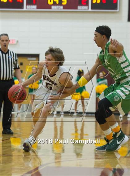Thumbnail 2 in Mountain Ridge vs St. Mary's (AIA D1 Round 2 Playoff) photogallery.