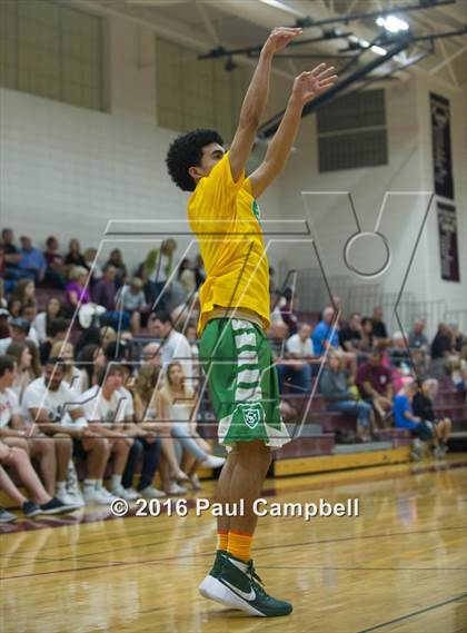 Thumbnail 2 in Mountain Ridge vs St. Mary's (AIA D1 Round 2 Playoff) photogallery.