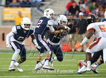 Thumbnail 3 in Allen vs. Hoover photogallery.