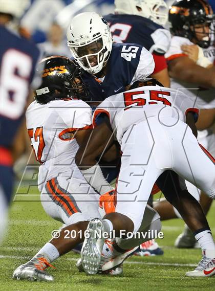 Thumbnail 3 in Allen vs. Hoover photogallery.