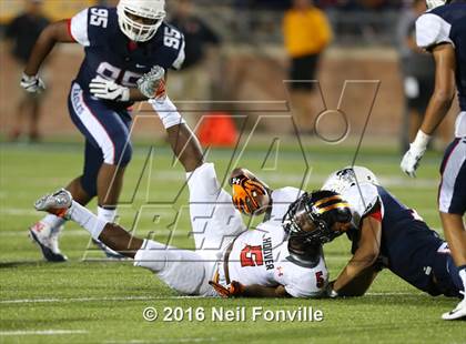 Thumbnail 3 in Allen vs. Hoover photogallery.