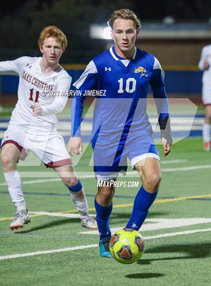 Thumbnail 1 in Agoura vs Oaks Christian photogallery.
