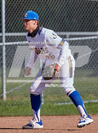 Thumbnail 2 in Del Campo vs. Cosumnes Oaks photogallery.