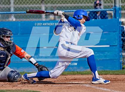 Thumbnail 2 in Del Campo vs. Cosumnes Oaks photogallery.