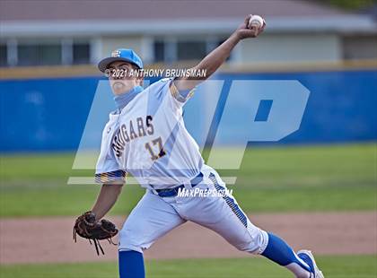 Thumbnail 1 in Del Campo vs. Cosumnes Oaks photogallery.