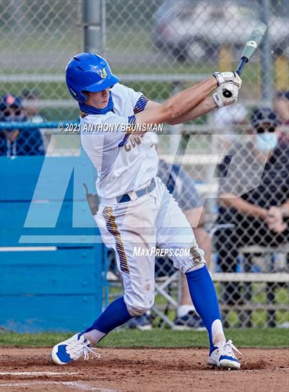 Thumbnail 1 in Del Campo vs. Cosumnes Oaks photogallery.