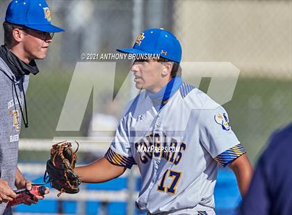 Thumbnail 3 in Del Campo vs. Cosumnes Oaks photogallery.
