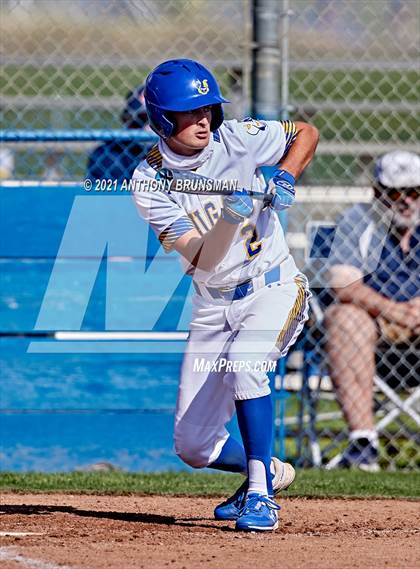 Thumbnail 1 in Del Campo vs. Cosumnes Oaks photogallery.