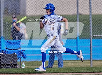 Thumbnail 1 in Del Campo vs. Cosumnes Oaks photogallery.