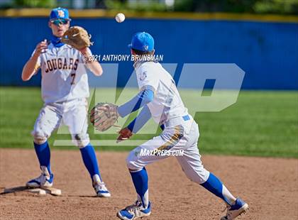 Thumbnail 2 in Del Campo vs. Cosumnes Oaks photogallery.