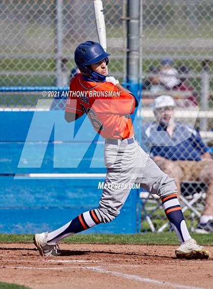 Thumbnail 1 in Del Campo vs. Cosumnes Oaks photogallery.