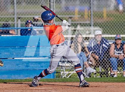 Thumbnail 1 in Del Campo vs. Cosumnes Oaks photogallery.