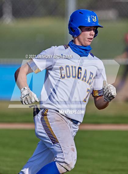 Thumbnail 1 in Del Campo vs. Cosumnes Oaks photogallery.