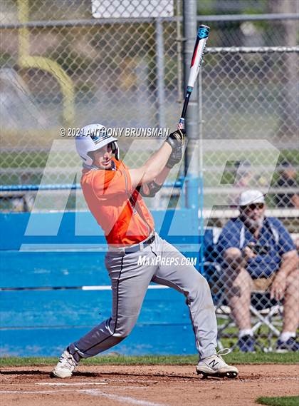 Thumbnail 3 in Del Campo vs. Cosumnes Oaks photogallery.