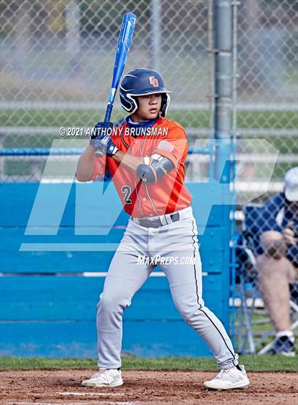 Thumbnail 3 in Del Campo vs. Cosumnes Oaks photogallery.