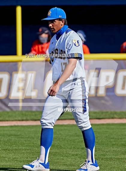 Thumbnail 2 in Del Campo vs. Cosumnes Oaks photogallery.