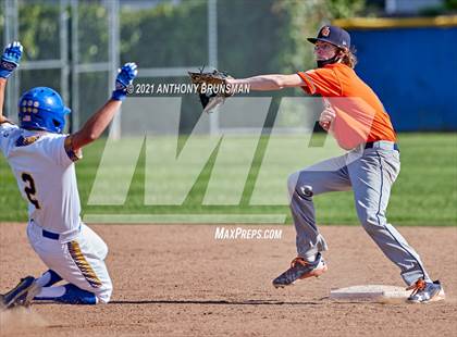 Thumbnail 2 in Del Campo vs. Cosumnes Oaks photogallery.
