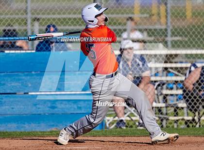 Thumbnail 2 in Del Campo vs. Cosumnes Oaks photogallery.
