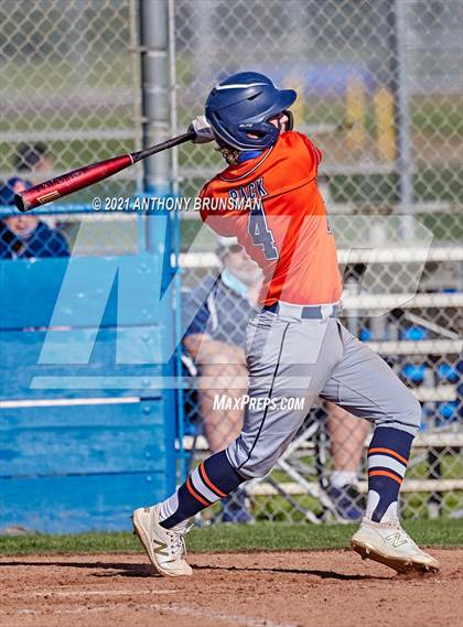 Thumbnail 1 in Del Campo vs. Cosumnes Oaks photogallery.