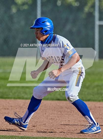 Thumbnail 1 in Del Campo vs. Cosumnes Oaks photogallery.