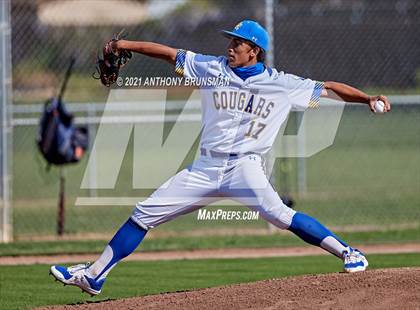 Thumbnail 3 in Del Campo vs. Cosumnes Oaks photogallery.