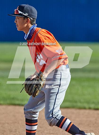 Thumbnail 1 in Del Campo vs. Cosumnes Oaks photogallery.