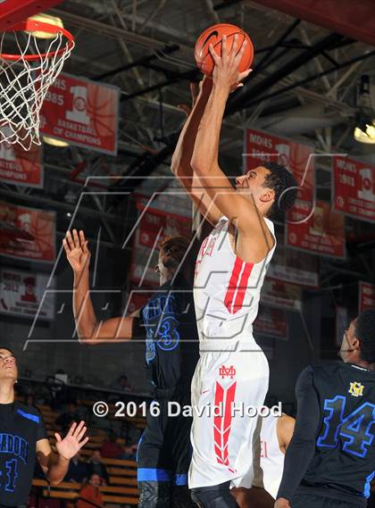 Thumbnail 1 in Shadow Mountain @ Mater Dei (Nike Extravaganza) photogallery.