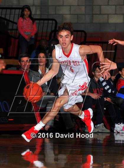Thumbnail 3 in Shadow Mountain @ Mater Dei (Nike Extravaganza) photogallery.