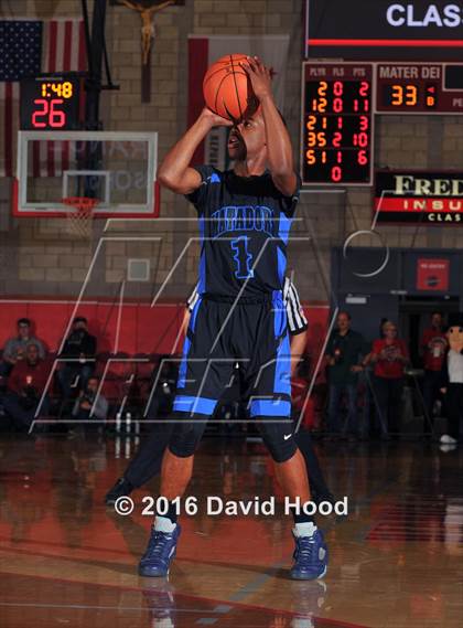 Thumbnail 1 in Shadow Mountain @ Mater Dei (Nike Extravaganza) photogallery.