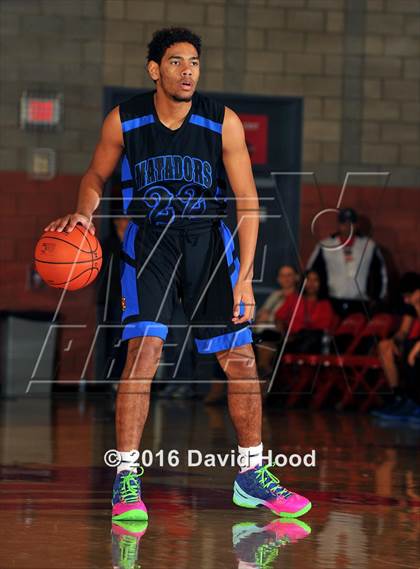 Thumbnail 1 in Shadow Mountain @ Mater Dei (Nike Extravaganza) photogallery.