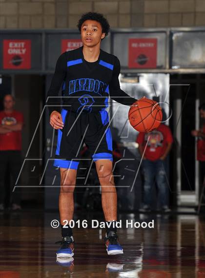 Thumbnail 1 in Shadow Mountain @ Mater Dei (Nike Extravaganza) photogallery.