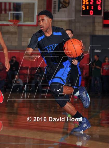 Thumbnail 1 in Shadow Mountain @ Mater Dei (Nike Extravaganza) photogallery.