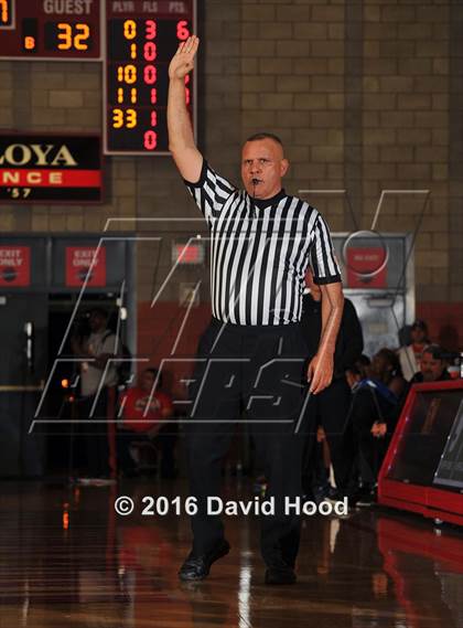 Thumbnail 2 in Shadow Mountain @ Mater Dei (Nike Extravaganza) photogallery.