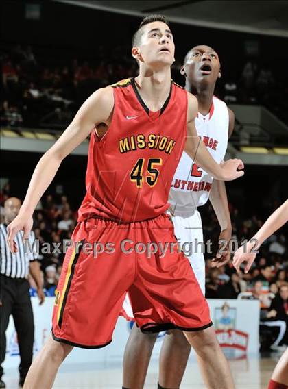 Thumbnail 3 in Orange Lutheran vs. Mission Viejo (CIF SS D1A Final) photogallery.