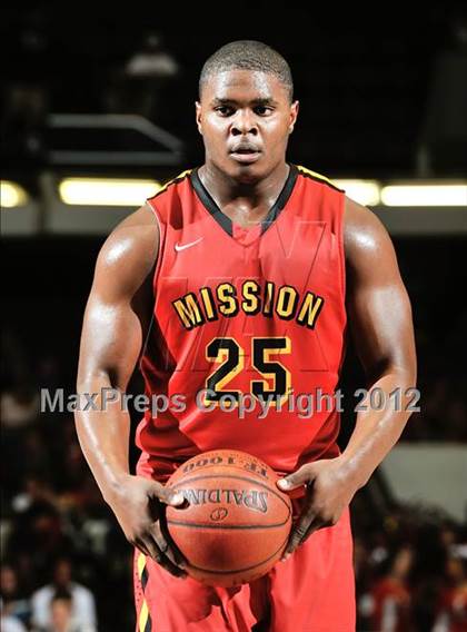 Thumbnail 3 in Orange Lutheran vs. Mission Viejo (CIF SS D1A Final) photogallery.