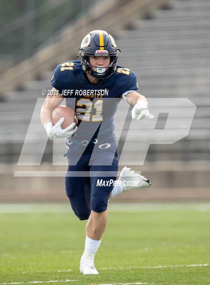 Thumbnail 3 in St. Joseph vs. DeWitt photogallery.