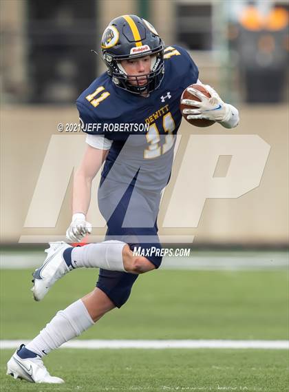 Thumbnail 1 in St. Joseph vs. DeWitt photogallery.