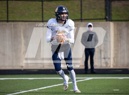 Thumbnail 3 in St. Joseph vs. DeWitt photogallery.