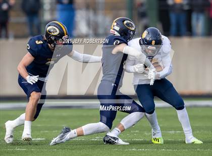 Thumbnail 3 in St. Joseph vs. DeWitt photogallery.