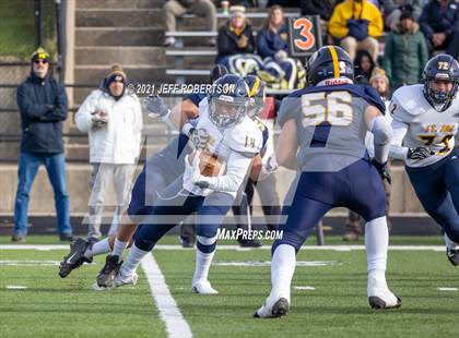 Thumbnail 3 in St. Joseph vs. DeWitt photogallery.