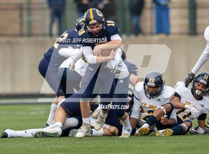 Thumbnail 3 in St. Joseph vs. DeWitt photogallery.