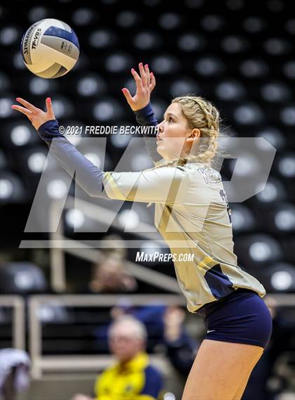 Thumbnail 3 in Keller vs. Ridge Point (UIL Volleyball 6A Semi-Finals)  photogallery.