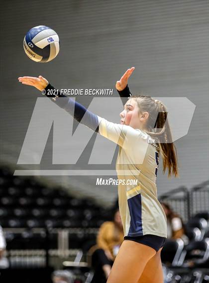 Thumbnail 1 in Keller vs. Ridge Point (UIL Volleyball 6A Semi-Finals)  photogallery.