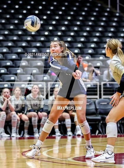 Thumbnail 2 in Keller vs. Ridge Point (UIL Volleyball 6A Semi-Finals)  photogallery.