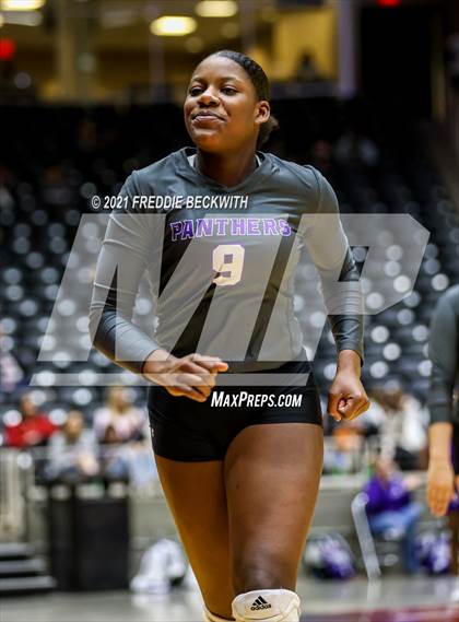 Thumbnail 1 in Keller vs. Ridge Point (UIL Volleyball 6A Semi-Finals)  photogallery.