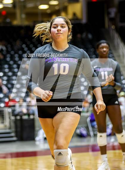 Thumbnail 2 in Keller vs. Ridge Point (UIL Volleyball 6A Semi-Finals)  photogallery.
