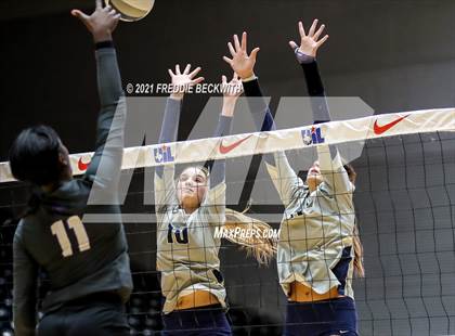 Thumbnail 3 in Keller vs. Ridge Point (UIL Volleyball 6A Semi-Finals)  photogallery.
