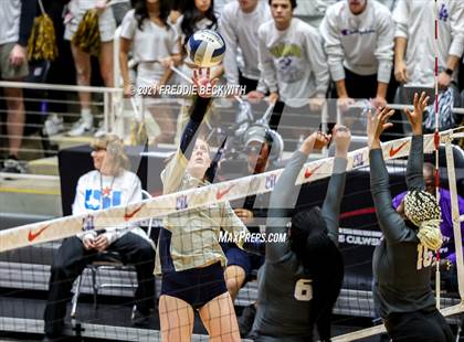 Thumbnail 2 in Keller vs. Ridge Point (UIL Volleyball 6A Semi-Finals)  photogallery.
