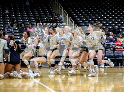Thumbnail 3 in Keller vs. Ridge Point (UIL Volleyball 6A Semi-Finals)  photogallery.